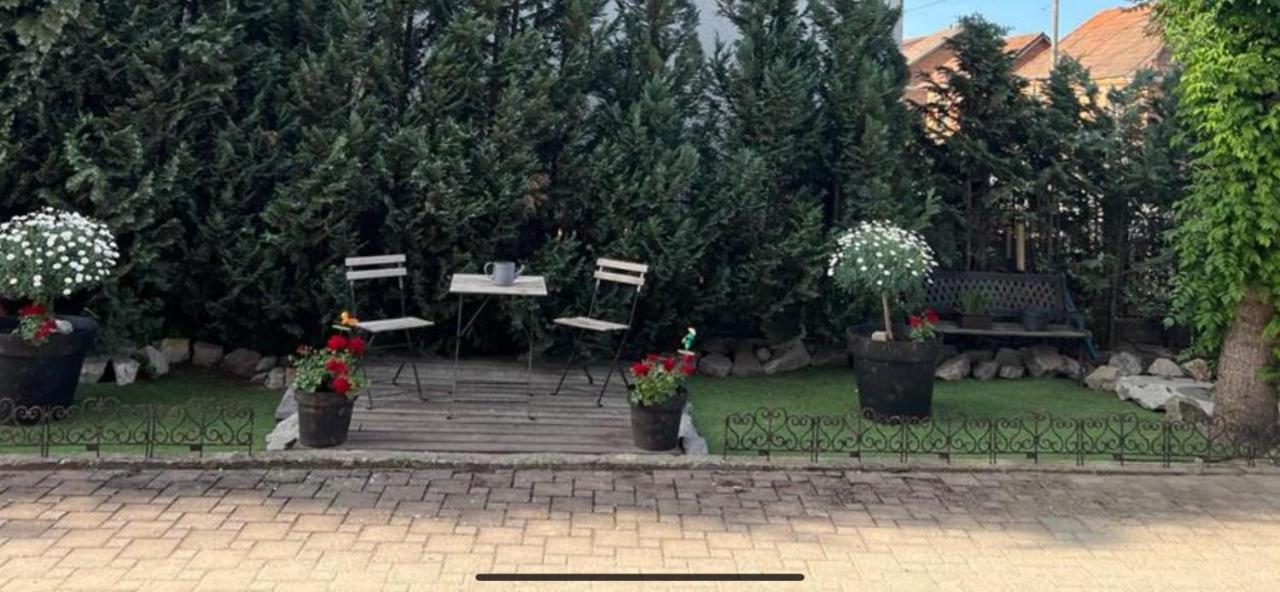 4 Stars Rooms Near Airport Scitarjevo Экстерьер фото